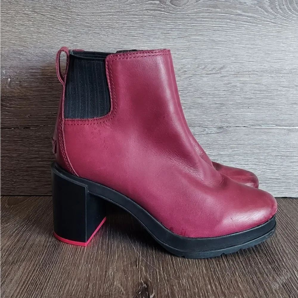 Sorel Rich Wine Margo Chelsea Block Heeled Boots Women's Size 8.5